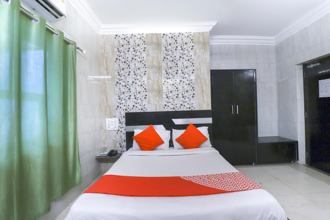 Hotel Jasmine أحمد أباد المظهر الخارجي الصورة