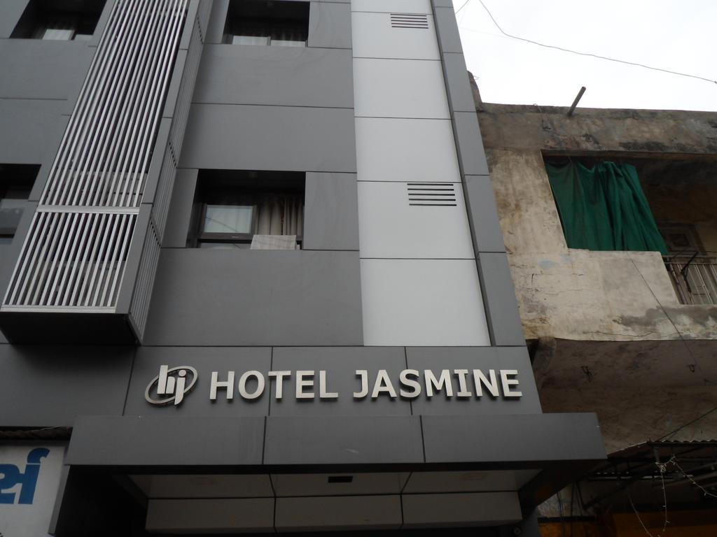 Hotel Jasmine أحمد أباد المظهر الخارجي الصورة