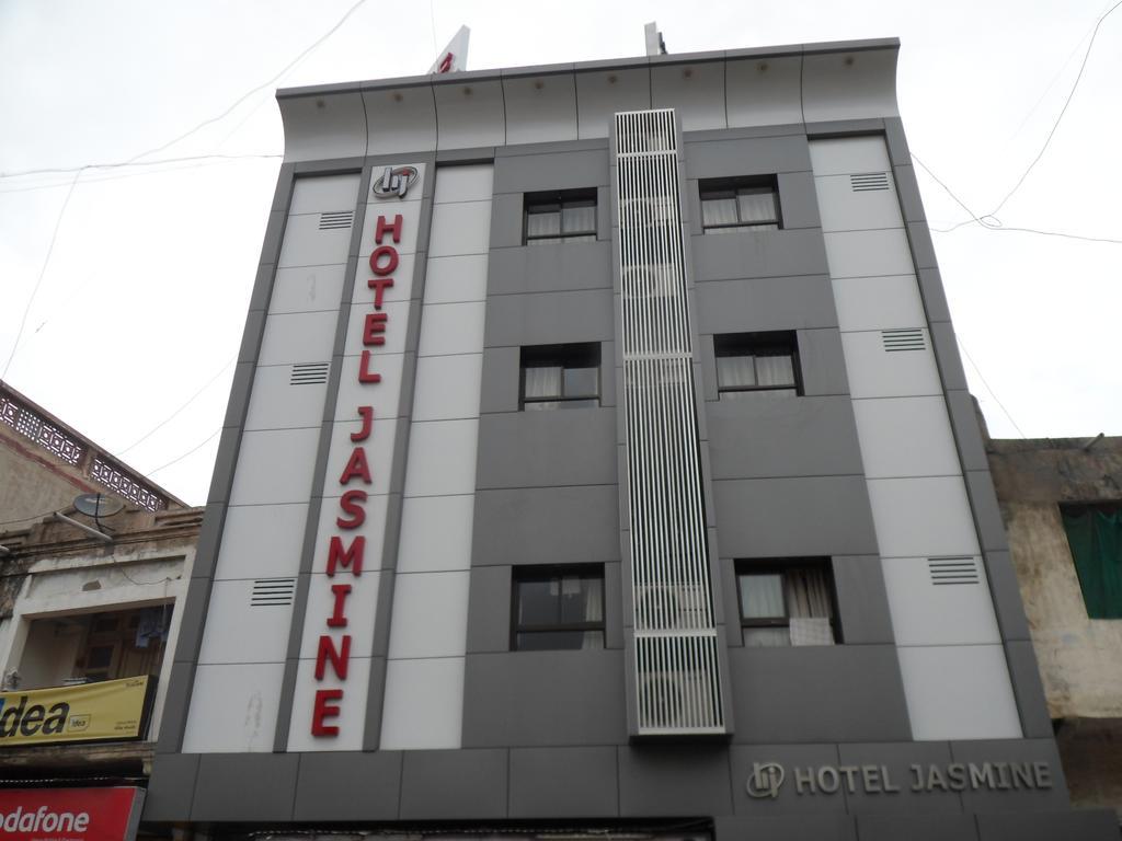 Hotel Jasmine أحمد أباد المظهر الخارجي الصورة