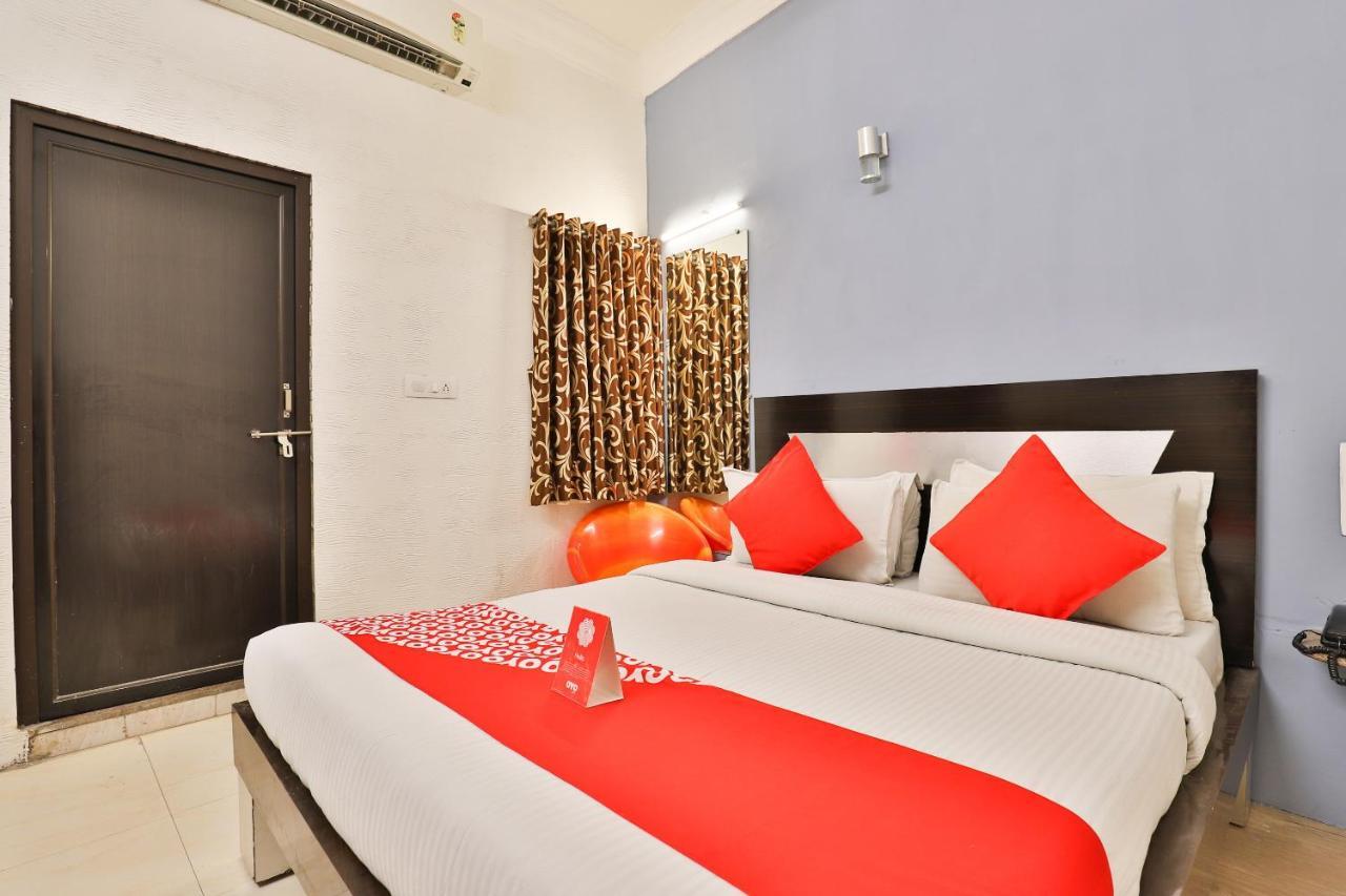 Hotel Jasmine أحمد أباد المظهر الخارجي الصورة